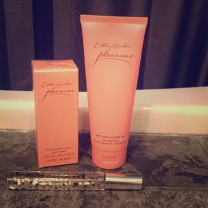 Estée Lauder pleasures perfume set